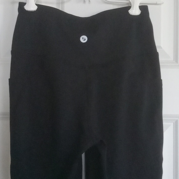Baleaf Black Girls' Flared Leggings - Picture 4 of 6